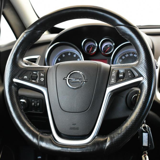 Opel Astra J Рестайлинг Москва  - изображение 8
