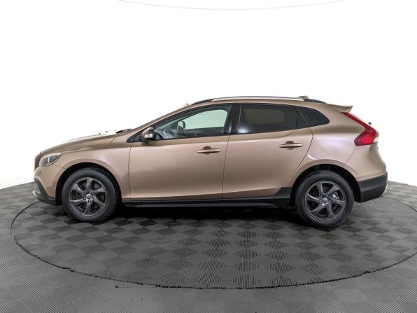 Volvo V40 Cross Country I с пробегом 2013 года, цена 1 490 000 рублей, 117941 км, хэтчбек, Автокод Объявления
