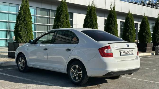 Skoda Rapid I с пробегом 2014 года, цена 695 000 рублей, 217950 км, лифтбек, Автокод Объявления