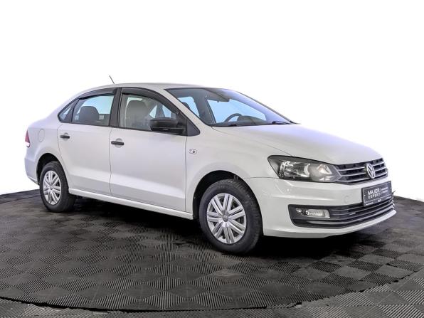 Volkswagen Polo V Рестайлинг с пробегом 2018 года, цена 1 180 000 рублей, 54281 км, седан, Автокод Объявления