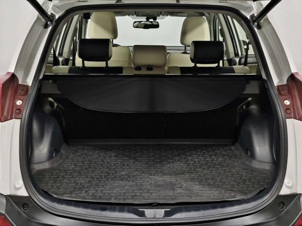 Toyota RAV4 IV (XA40) с пробегом 2015 года, цена 1 777 000 рублей, 178650 км, внедорожник, Автокод Объявления