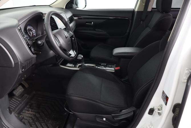 Mitsubishi Outlander III Рестайлинг 3 с пробегом 2018 года, цена 1 929 000 рублей, 109000 км, внедорожник, Автокод Объявления