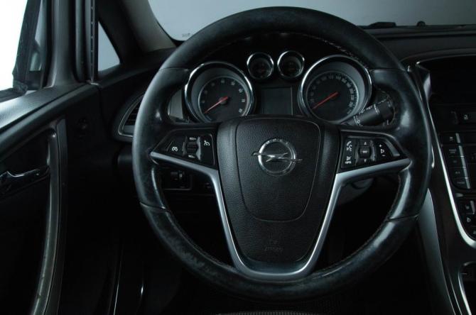 Opel Astra J Рестайлинг с пробегом 2012 года, цена 1 029 000 рублей, 159000 км, хэтчбек, Автокод Объявления
