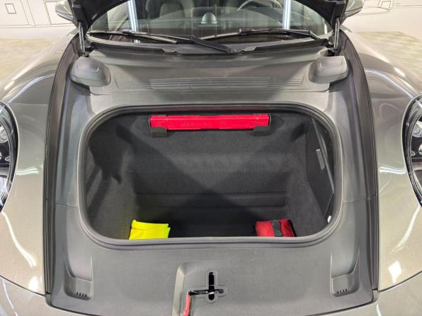 Porsche 911 VIII (992) с пробегом 2020 года, цена 15 700 000 рублей, 13897 км, купе, Автокод Объявления