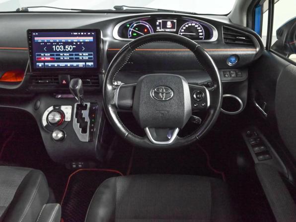Toyota Sienta II Рестайлинг с пробегом 2019 года, цена 1 600 000 рублей, 100617 км, минивэн, Автокод Объявления