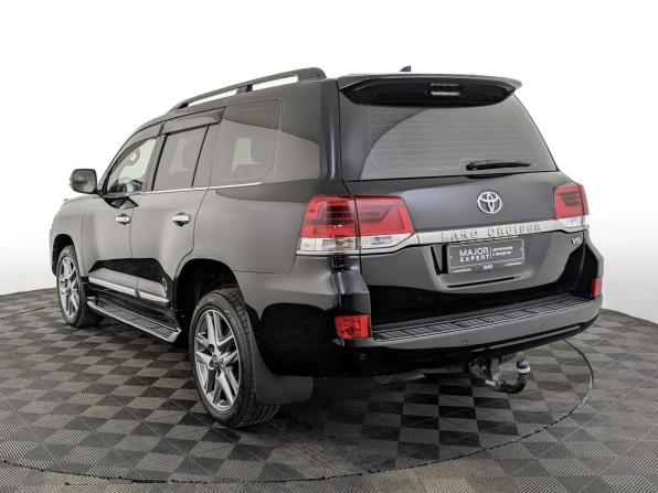 Toyota Land Cruiser 200 Series Рестайлинг 2 с пробегом 2015 года, цена 5 145 000 рублей, 152605 км, внедорожник, Автокод Объявления