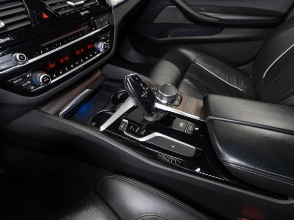 BMW 5 серии VII (G30/G31/G38) с пробегом 2017 года, цена 3 750 000 рублей, 130250 км, седан, Автокод Объявления