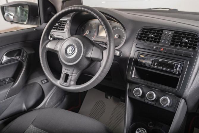 Volkswagen Polo V с пробегом 2014 года, цена 699 000 рублей, 193911 км, седан, Автокод Объявления
