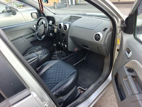 Ford Fusion I с пробегом 2004 года, цена 289 000 рублей, 250000 км, хэтчбек, Автокод Объявления
