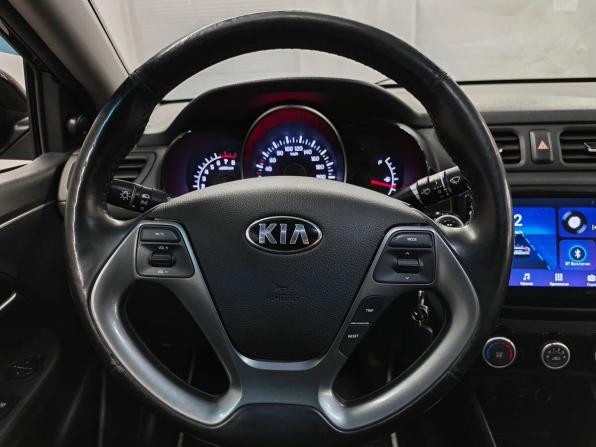 Kia Rio III Рестайлинг с пробегом 2017 года, цена 1 258 000 рублей, 88343 км, седан, Автокод Объявления