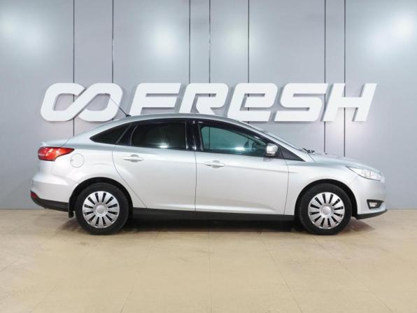 Ford Focus III Рестайлинг с пробегом 2015 года, цена 999 000 рублей, 167558 км, седан, Автокод Объявления