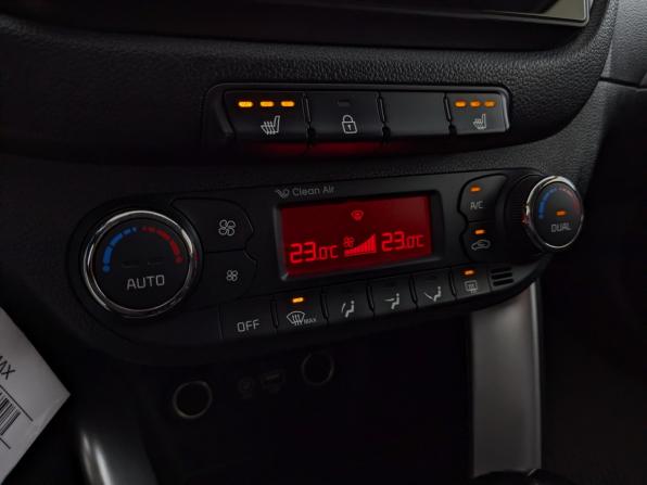 Kia Ceed II Рестайлинг с пробегом 2017 года, цена 1 210 000 рублей, 177682 км, хэтчбек, Автокод Объявления