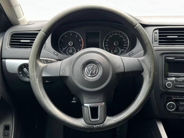 Volkswagen Jetta VI с пробегом 2011 года, цена 800 000 рублей, 186262 км, седан, Автокод Объявления