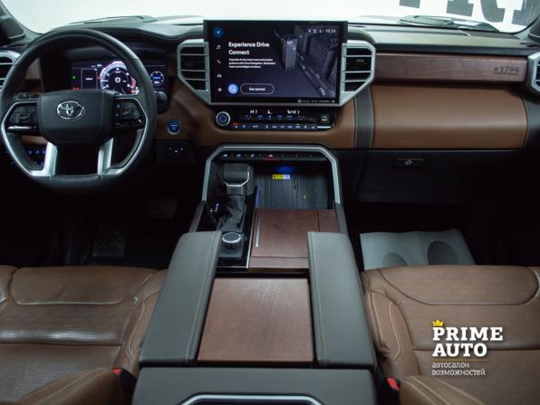 Toyota Tundra III с пробегом 2024 года, цена 8 999 000 рублей, 4200 км, offers.body_type.unknown, Автокод Объявления