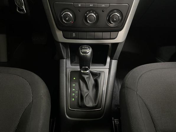 Skoda Yeti I Рестайлинг с пробегом 2014 года, цена 990 000 рублей, 163109 км, внедорожник, Автокод Объявления