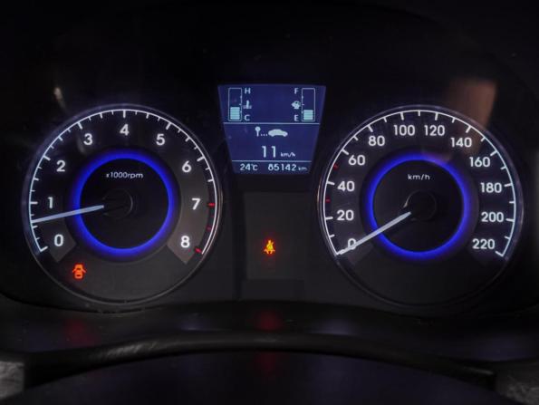 Hyundai Solaris I Рестайлинг с пробегом 2015 года, цена 969 000 рублей, 85142 км, седан, Автокод Объявления