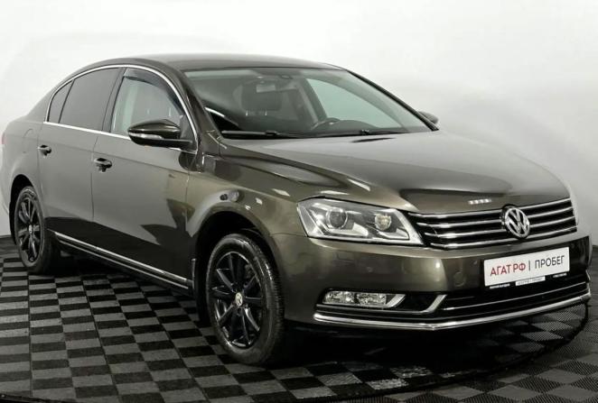 Volkswagen Passat B7 с пробегом 2011 года, цена 1 350 000 рублей, 102734 км, седан, Автокод Объявления