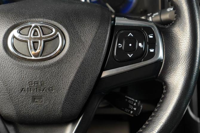 Toyota Camry VII (XV50) Рестайлинг 2 с пробегом 2017 года, цена 2 249 000 рублей, 156000 км, седан, Автокод Объявления