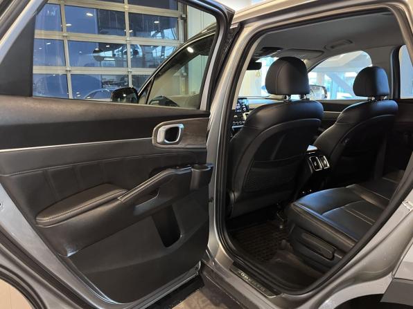 Kia Sorento IV с пробегом 2022 года, цена 3 600 000 рублей, 130861 км, внедорожник, Автокод Объявления