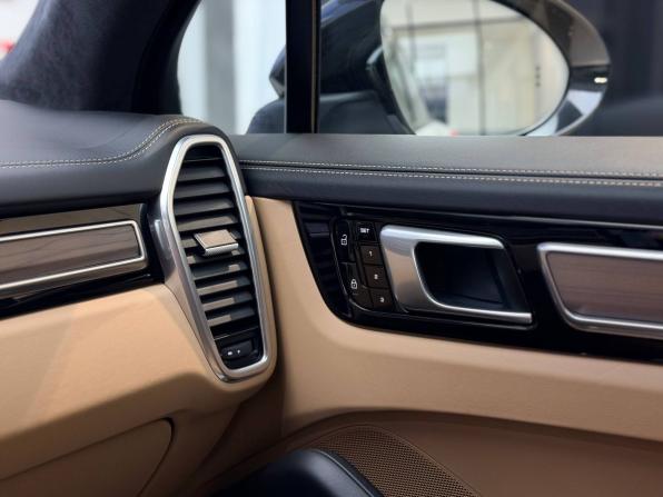 Porsche Cayenne III с пробегом 2019 года, цена 5 410 000 рублей, 117800 км, внедорожник, Автокод Объявления