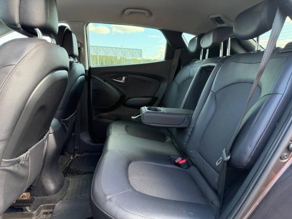 Hyundai ix35 I Рестайлинг с пробегом 2013 года, цена 1 095 000 рублей, 226000 км, внедорожник, Автокод Объявления