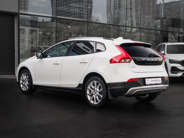 Volvo V40 Cross Country I с пробегом 2014 года, цена 1 150 000 рублей, 174009 км, хэтчбек, Автокод Объявления
