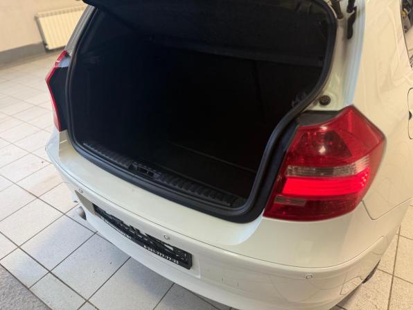 BMW 1 серии I (E81/E82/E87/E88) Рестайлинг с пробегом 2010 года, цена 929 000 рублей, 214782 км, хэтчбек, Автокод Объявления