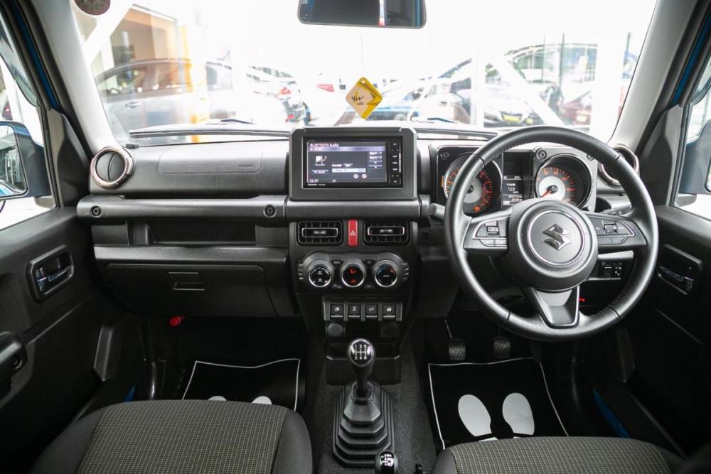 Suzuki Jimny IV Иркутск  - изображение 16