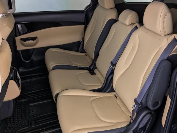 Kia Carnival IV с пробегом 2022 года, цена 3 800 000 рублей, 103452 км, минивэн, Автокод Объявления
