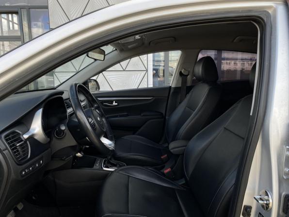 Kia Rio IV Рестайлинг с пробегом 2020 года, цена 1 229 000 рублей, 207605 км, хэтчбек, Автокод Объявления