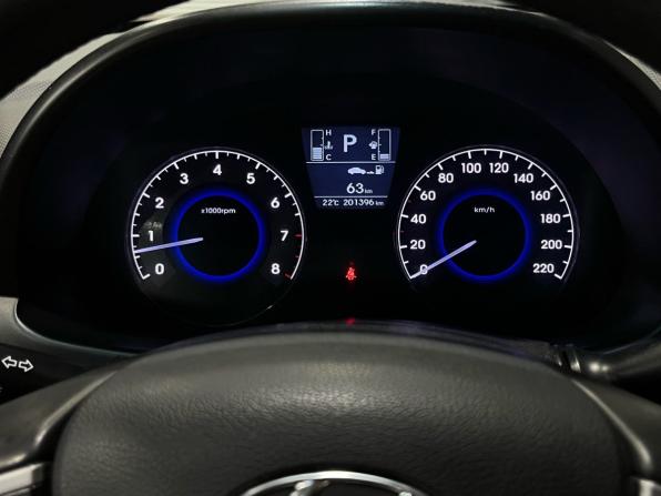 Hyundai Solaris I Рестайлинг с пробегом 2016 года, цена 870 000 рублей, 201396 км, седан, Автокод Объявления