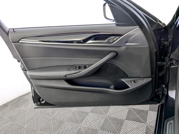 BMW 5 серии VII (G30/G31/G38) Рестайлинг с пробегом 2022 года, цена 5 000 000 рублей, 61008 км, седан, Автокод Объявления