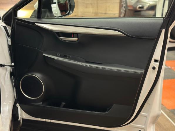 Lexus NX I с пробегом 2016 года, цена 3 350 000 рублей, 85000 км, внедорожник, Автокод Объявления