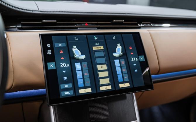 Новый Land Rover Range Rover V 2026 года, цена 24 500 000 рублей, внедорожник, Автокод Объявления
