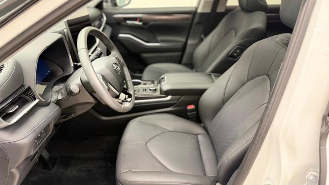 Toyota Highlander IV (XU70) с пробегом 2026 года, цена 5 550 000 рублей, 25 км, внедорожник, Автокод Объявления