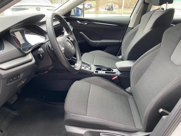 Skoda Octavia IV (A8) с пробегом 2021 года, цена 2 365 000 рублей, 78775 км, лифтбек, Автокод Объявления