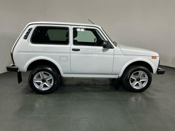 Lada (ВАЗ) Niva Legend с пробегом 2024 года, цена 870 000 рублей, 41205 км, внедорожник, Автокод Объявления