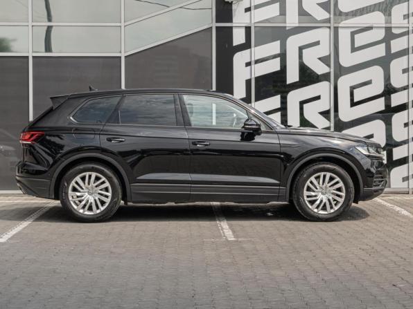 Volkswagen Touareg III с пробегом 2018 года, цена 4 160 000 рублей, 129288 км, внедорожник, Автокод Объявления