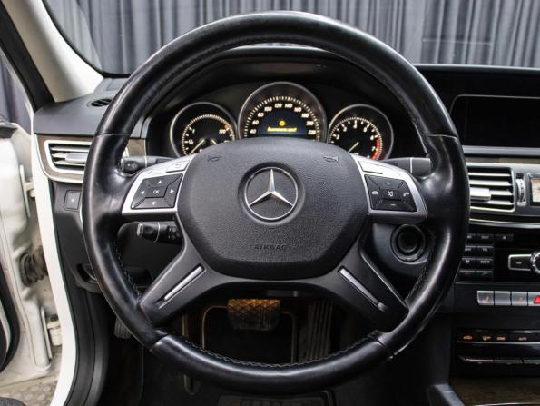 Mercedes-Benz E-Класс IV (W212 S212 C207) Рестайлинг с пробегом 2013 года, цена 1 890 000 рублей, 227753 км, седан, Автокод Объявления