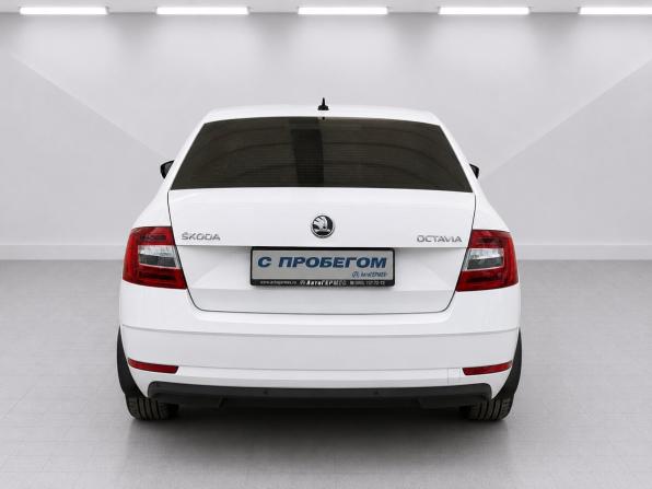 Skoda Octavia III (A7) Рестайлинг с пробегом 2019 года, цена 1 545 000 рублей, 174048 км, лифтбек, Автокод Объявления