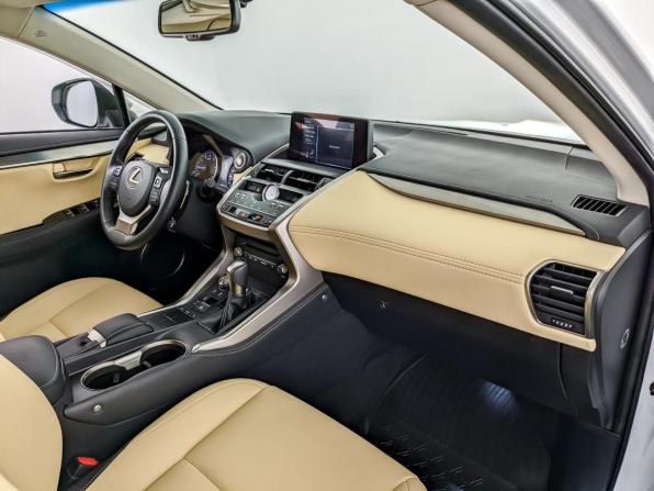 Lexus NX I Рестайлинг с пробегом 2019 года, цена 3 500 000 рублей, 30525 км, внедорожник, Автокод Объявления