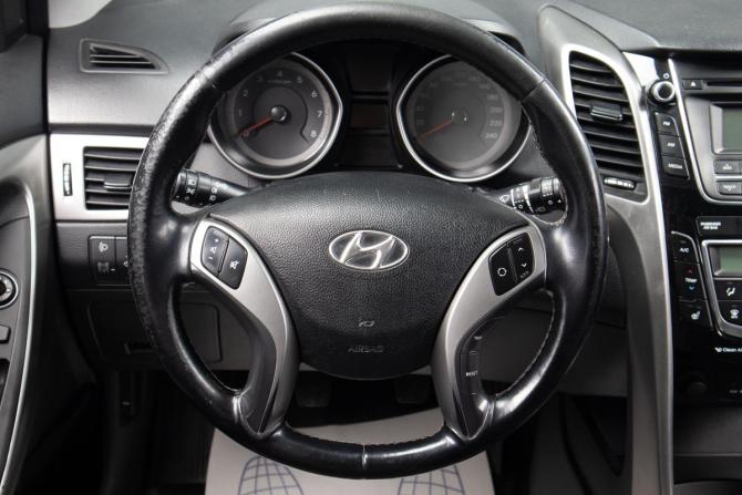 Hyundai i30 II с пробегом 2013 года, цена 849 000 рублей, 205200 км, хэтчбек, Автокод Объявления