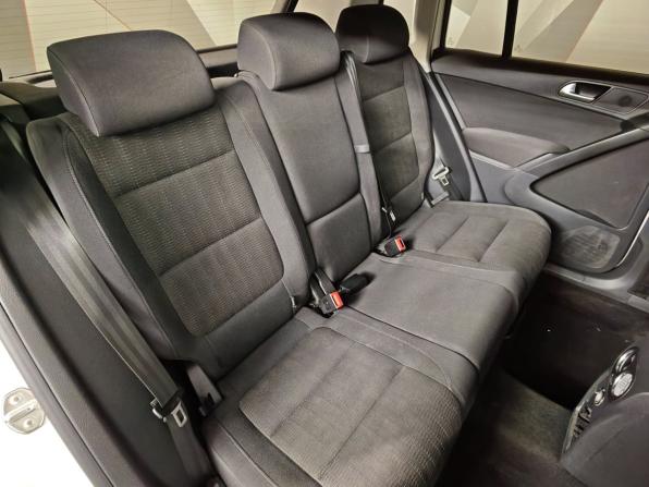 Volkswagen Tiguan I Рестайлинг с пробегом 2012 года, цена 1 293 000 рублей, 101572 км, внедорожник, Автокод Объявления