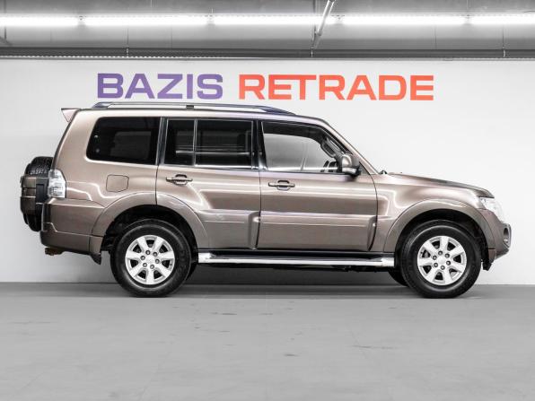 Mitsubishi Pajero IV Рестайлинг 1 с пробегом 2014 года, цена 2 270 000 рублей, 245875 км, внедорожник, Автокод Объявления