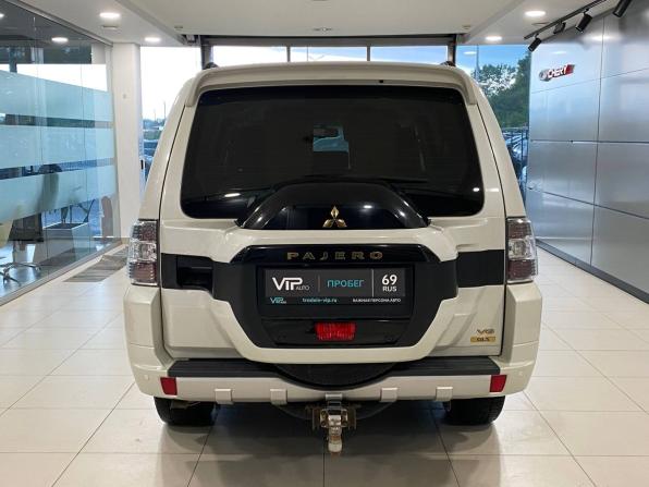 Mitsubishi Pajero IV Рестайлинг 2 с пробегом 2021 года, цена 3 815 000 рублей, 76869 км, внедорожник, Автокод Объявления