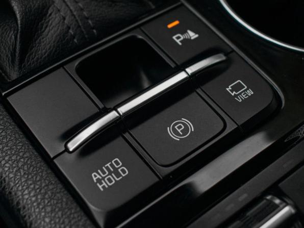 Kia K5 III с пробегом 2021 года, цена 1 680 000 рублей, 183473 км, седан, Автокод Объявления
