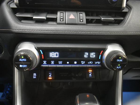 Toyota RAV4 V (XA50) с пробегом 2021 года, цена 3 449 000 рублей, 84846 км, внедорожник, Автокод Объявления