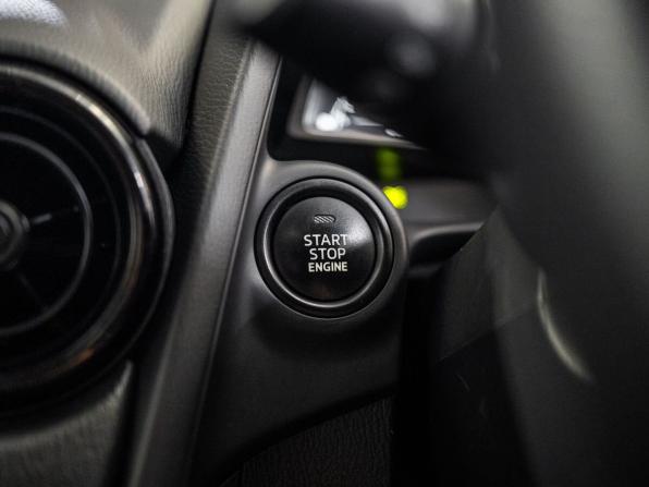 Mazda 2 III (DJ) Рестайлинг с пробегом 2021 года, цена 1 300 000 рублей, 95880 км, хэтчбек, Автокод Объявления
