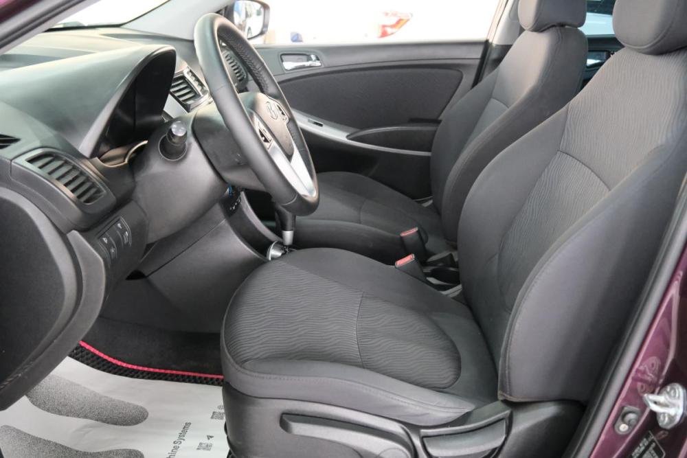 Hyundai Solaris I Омск  - изображение 8