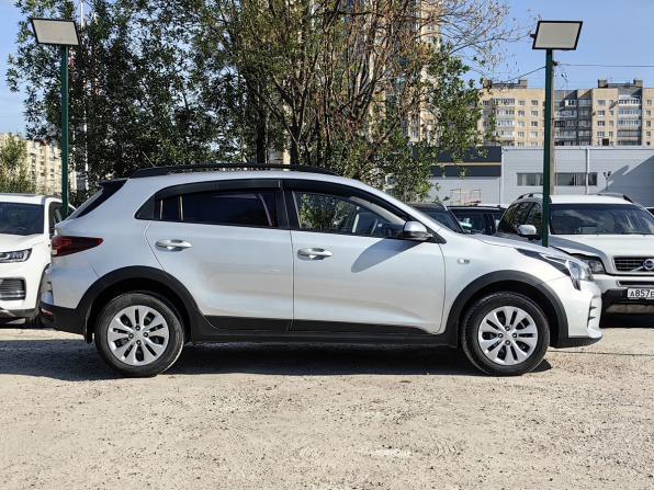 Kia Rio IV Рестайлинг с пробегом 2022 года, цена 1 829 000 рублей, 43000 км, хэтчбек, Автокод Объявления